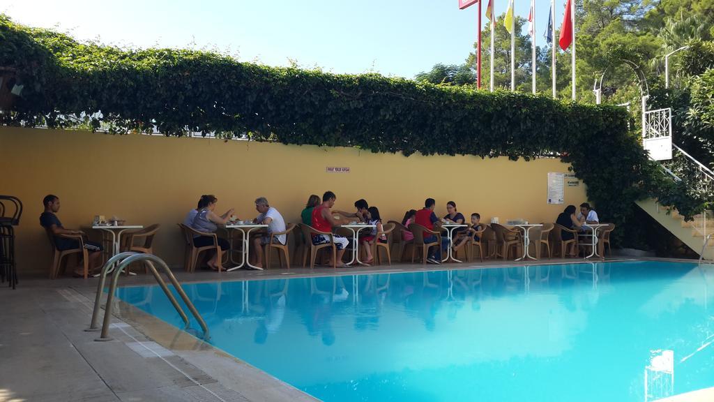Caner Hotel Kemer Bagian luar foto