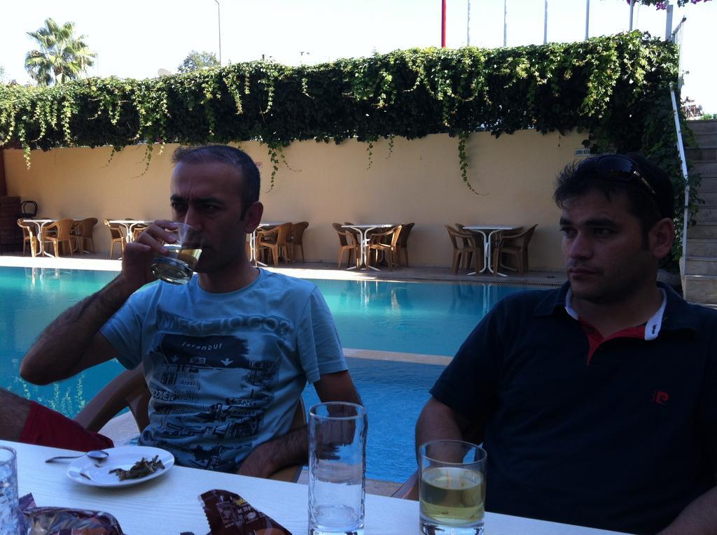 Caner Hotel Kemer Bagian luar foto