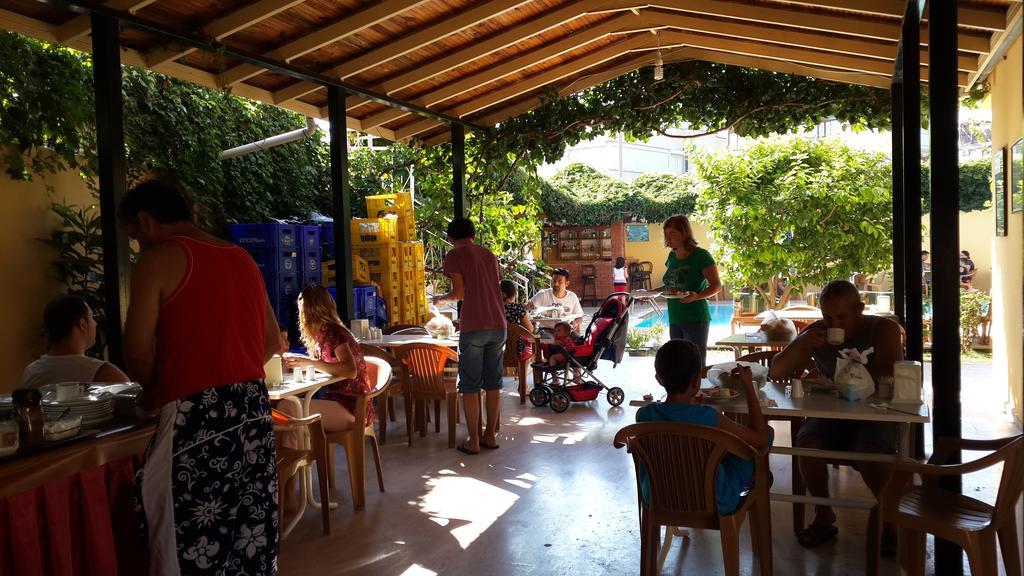 Caner Hotel Kemer Bagian luar foto